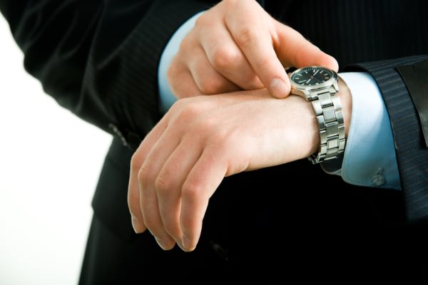 Как определить GMT Offset