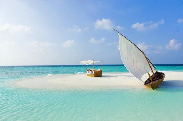 How to trade Forex on vacation
